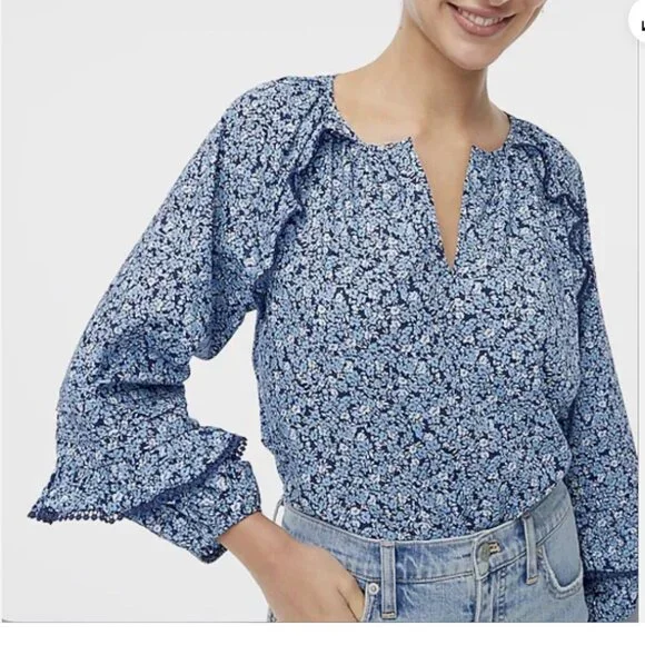 ✨🌿 J.Crew Factory Floral Ruffle Trim Pheasant Top (NEW WITH TAG) ✨🌿 - Picture 3 of 4